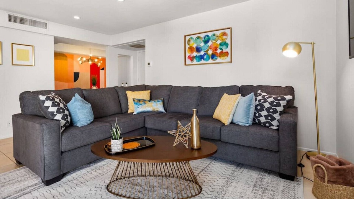 Deepwell Estates Condo | Colorful, Modern Condo at the famed Biltmore