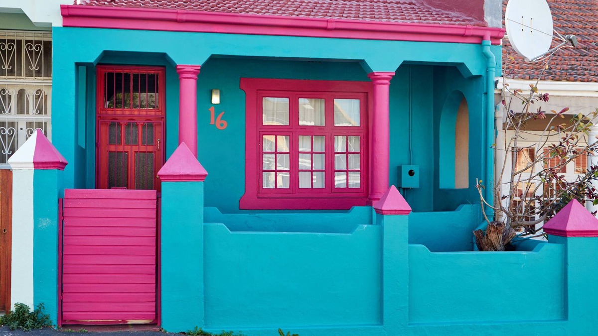 Cape Town City Centre House | Colourful Gypsy Cottage - Central Cape Town Getaway