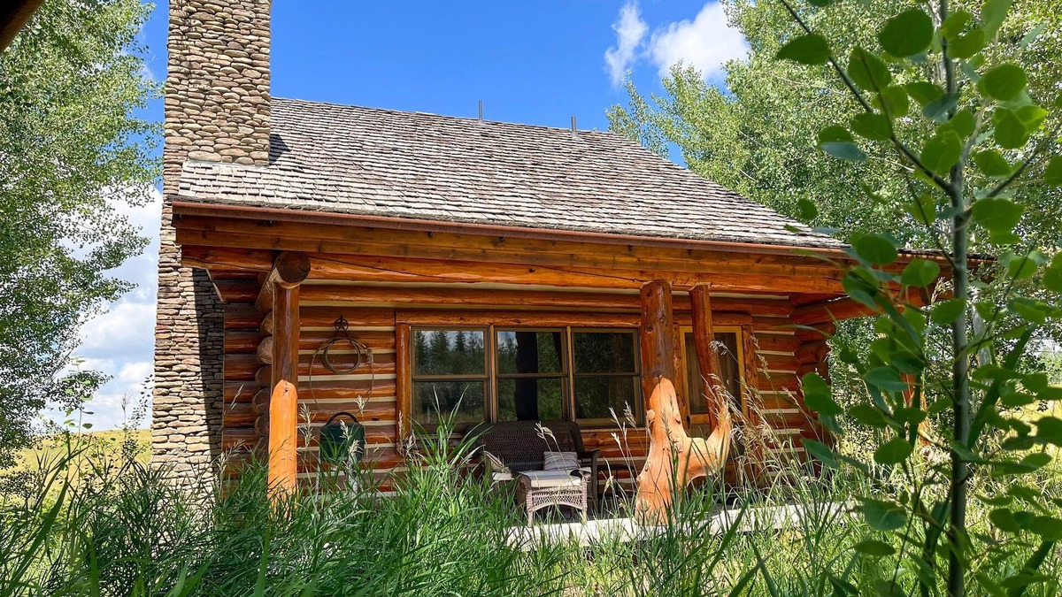 Clawson Cabin | Colter Cabin: Classic Log Cabin w/Privacy & Views