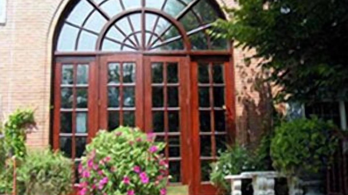 Colts Neck Hotel | Colts Neck Inn Hotel