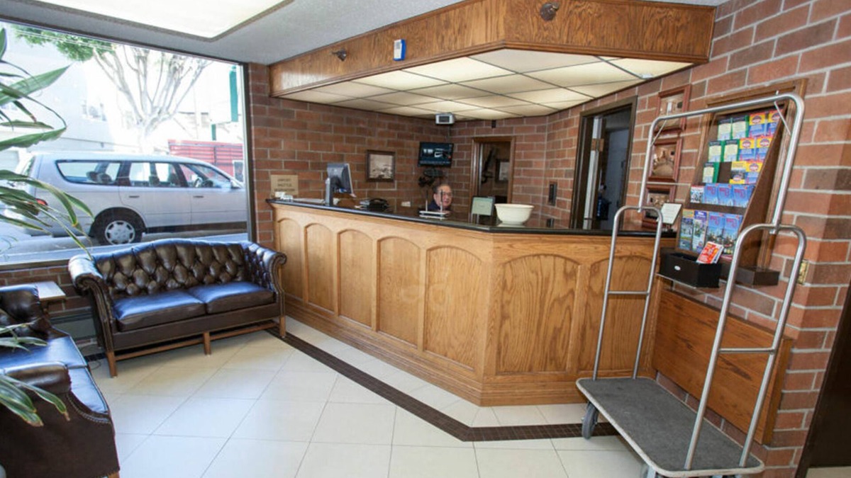 Russian Hill Hotel | Columbus Motor Inn