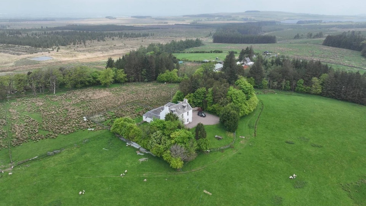 West Calder House | Colzium Estate in the Pentlands - within driving distance of Edinburgh