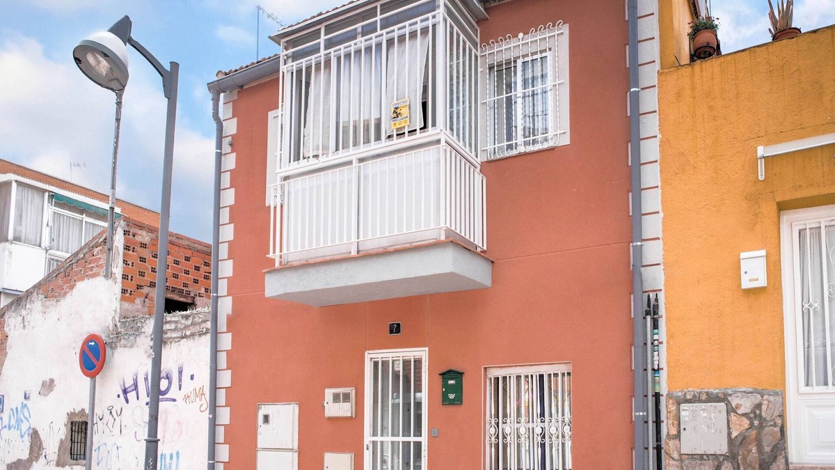 San Sebastian de los Reyes House | Comfortable holiday home in San Sebastián de los Reyes with solarium near Madrid