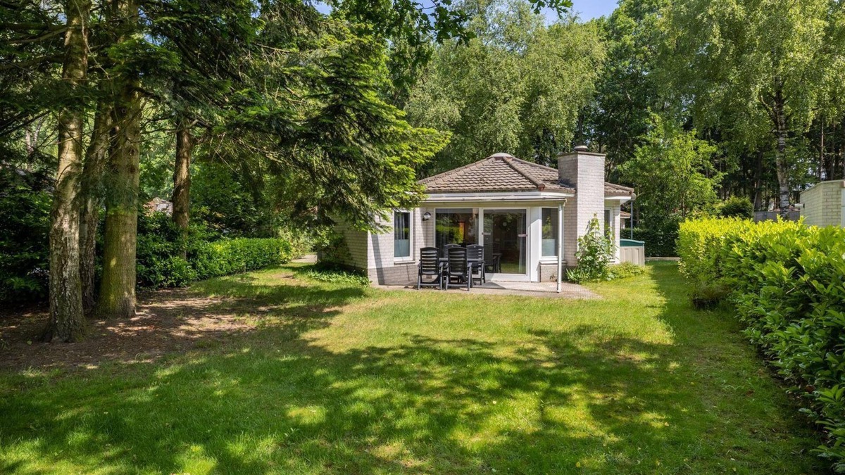 Municipality of Harderwijk House | Come and enjoy the beautiful detached bungalows, fully equipped with a spacious kitchen and cozy fireplace