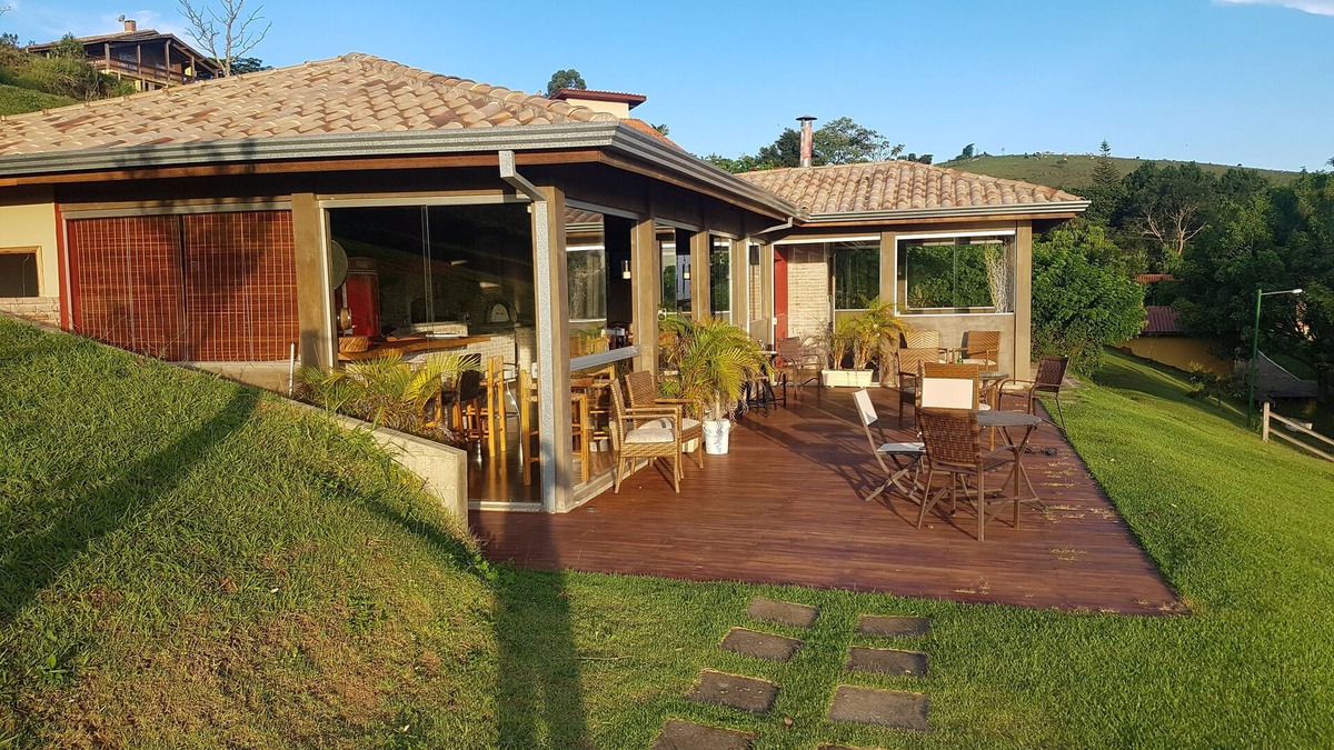 Piracaia House | COME AND JOIN NATURE, SPORT AND LEISURE IN FRONT OF THE DAM