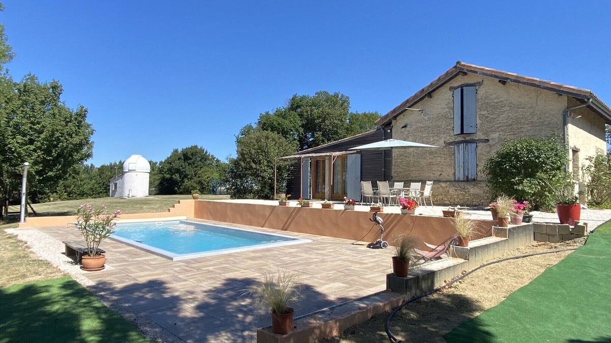 Marsac House | Come and recharge your batteries in the GERS, with its swimming pool and starry skies.