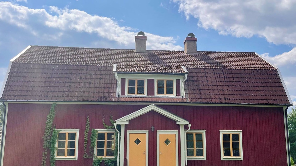 Aseda Villa | Come and stay in our old school!