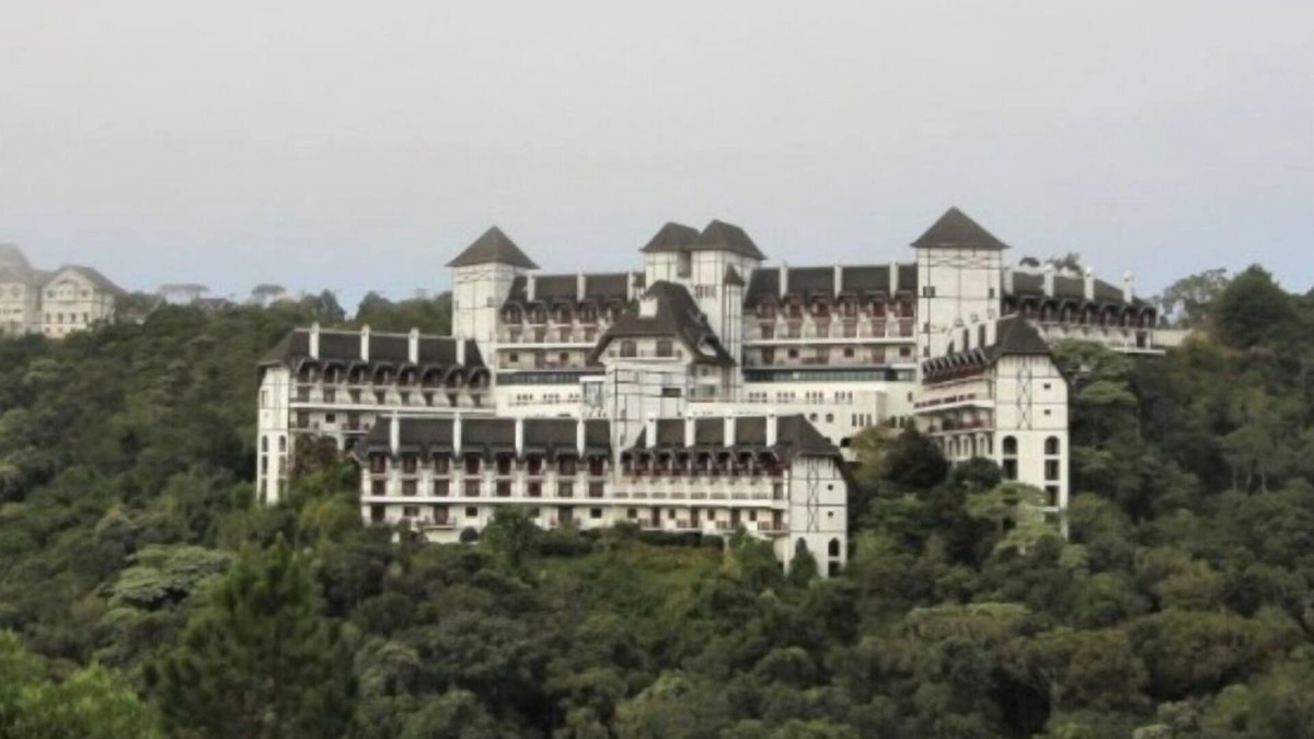Alto do Capivari House | Come and stay in a beautiful castle in the mountains of campos do jordao