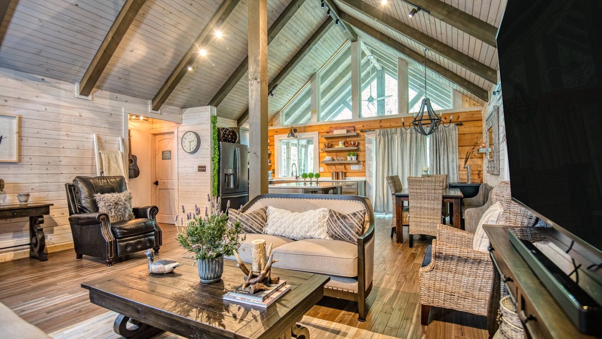 Fairview Cabin | Come Away Cabin, a Luxury Retreat