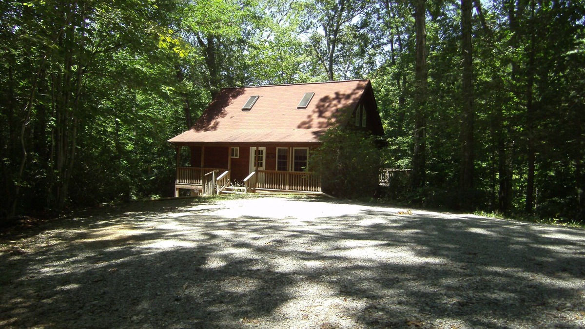 Saluda Cabin | Come enjoy nature at Crooked Cabin