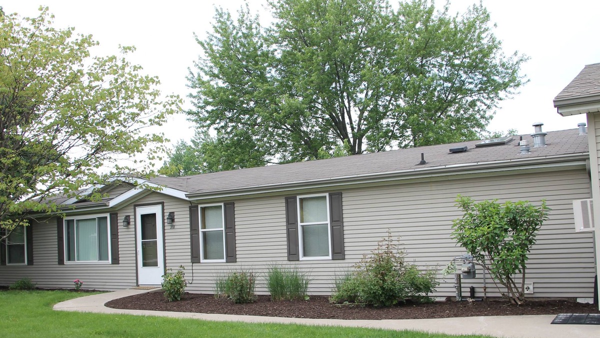 Wellman House | Come relax in this beautiful 3 bedroom house with lots of space! cozy & peaceful