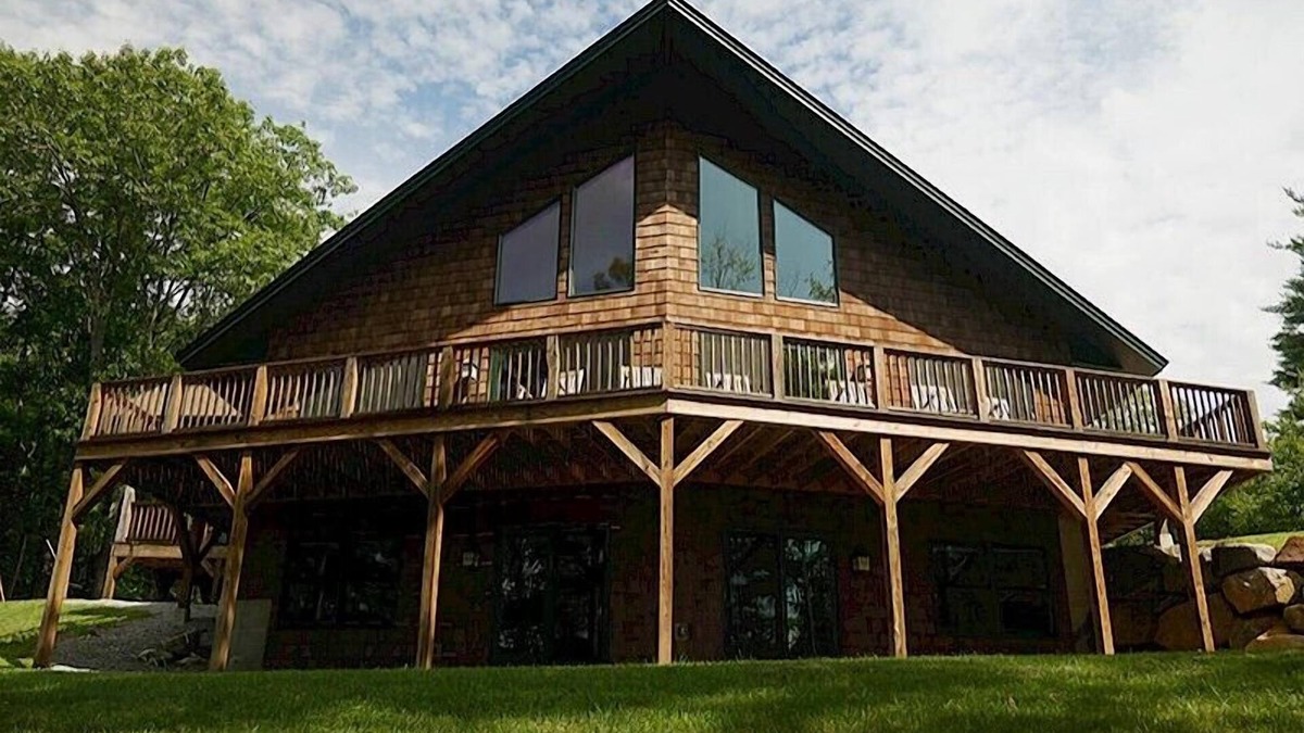 Weare Resort | Come stay at our four season resort!
