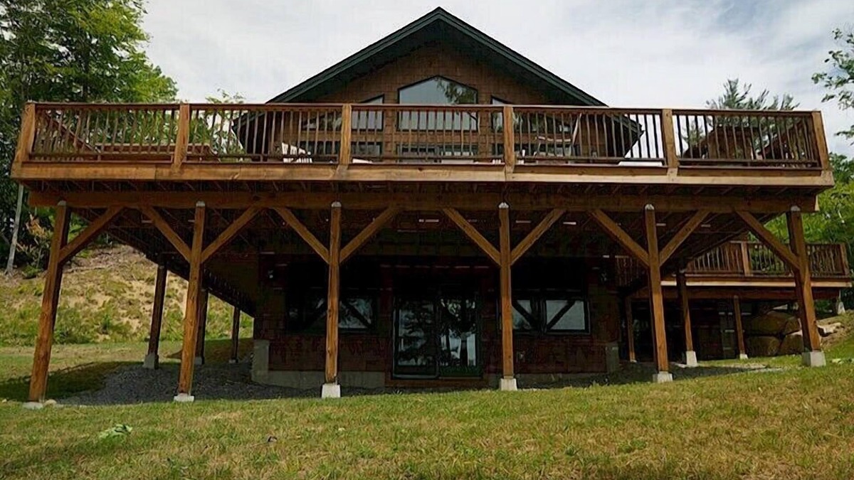 Weare Resort | Come stay at our four season resort!