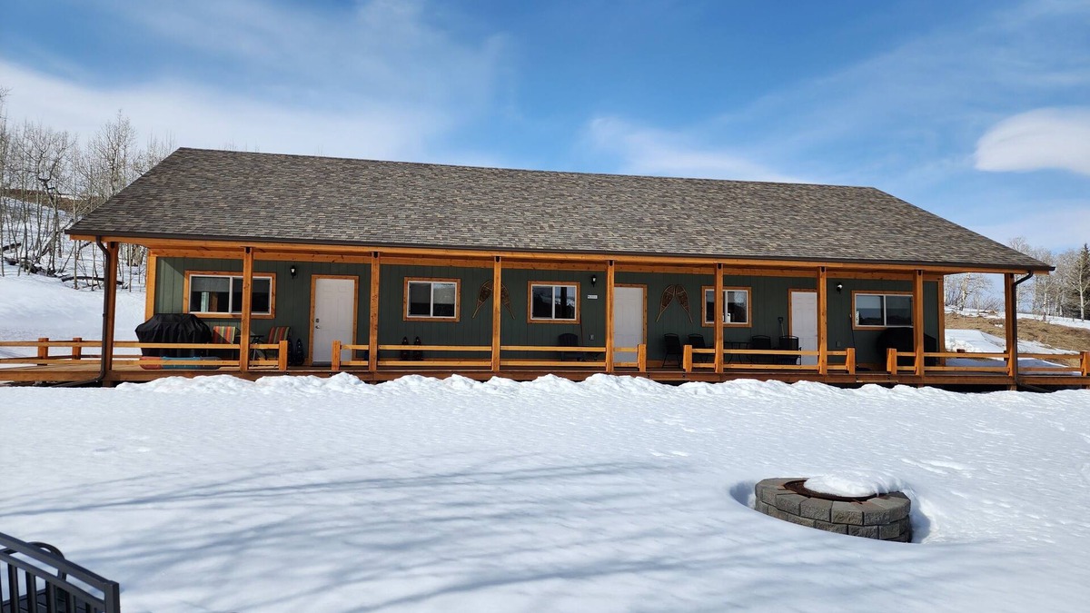 Division No. 3 Cabin | Come stay in a new 6 guest Cabin, Wildwood near Waterton, Crowsnest Pass, Castle