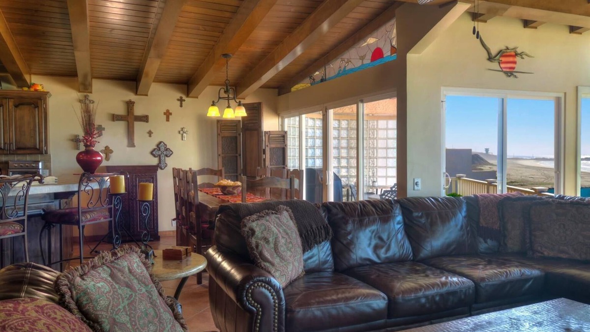 Reforma House | Come to LA PLAYA!