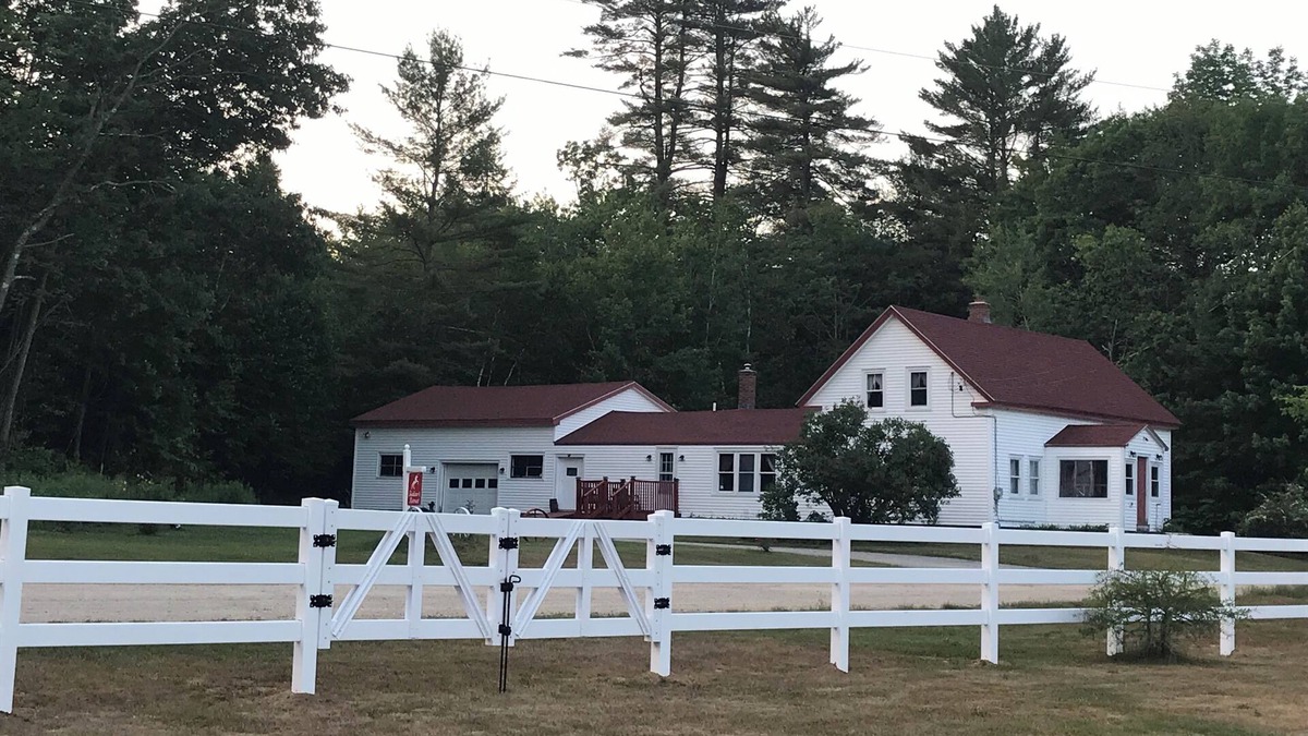 Hartford House | Come to Maine Find Your Freedom!