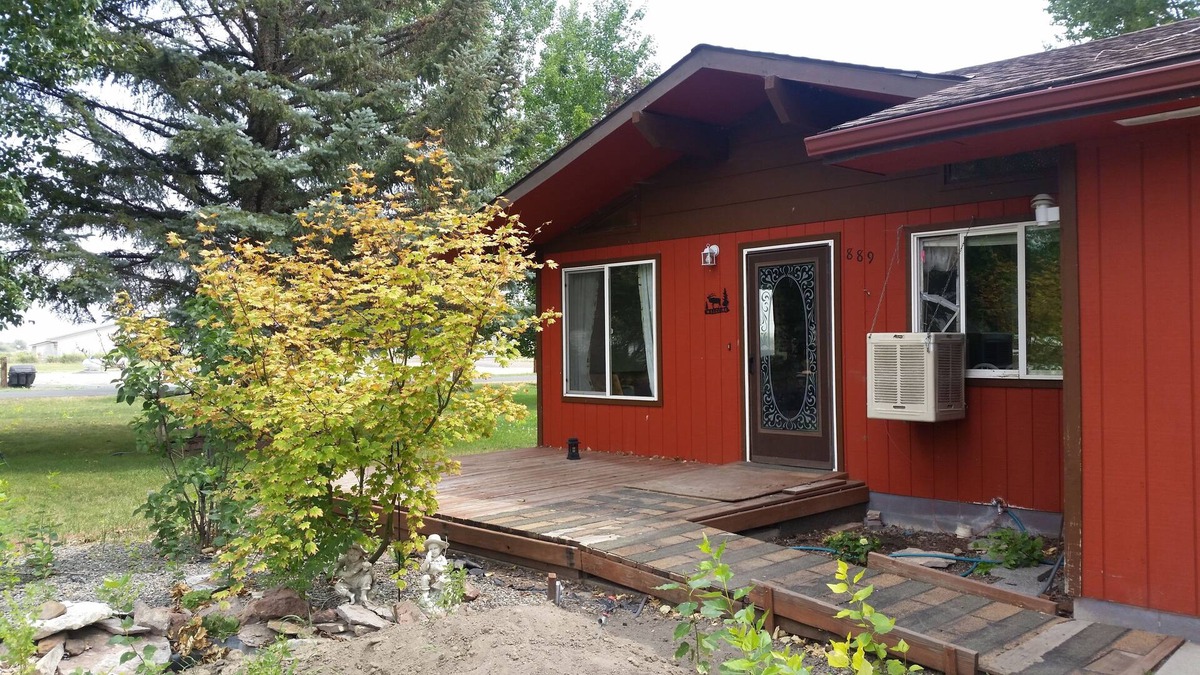 Burns House | Come visit and stay in Grandpa's House