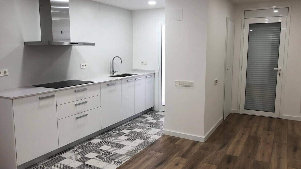 Sant Andreu de Llavaneres Apartment | Comfortable fully renovated apartment