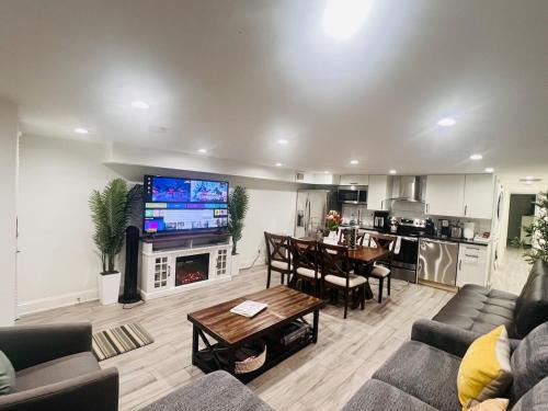 Capitol Hill Apartment | ComfiNook Stay in Capitol HillWalk to DC Sites