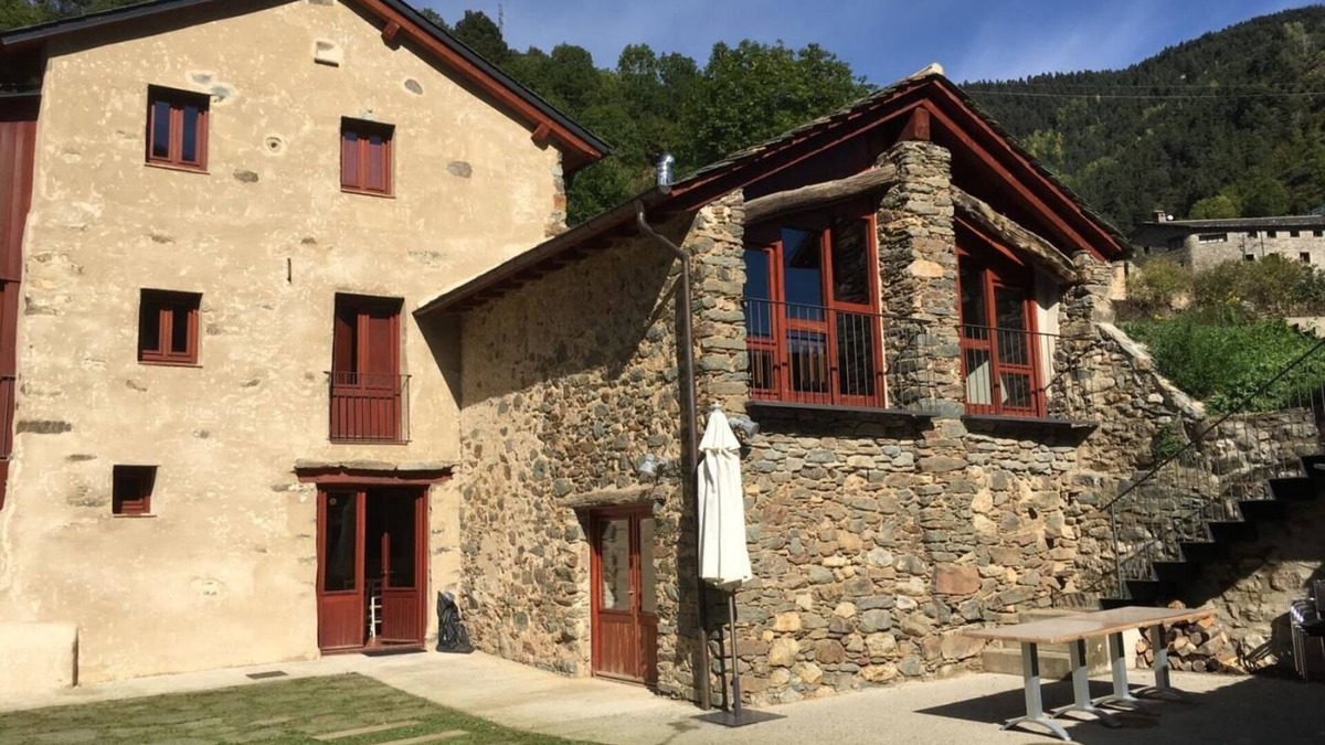 Fornells de la Muntanya Cottage | Comfortable high mountain house. 10 km from La Molina. Ripollès Pyrenees