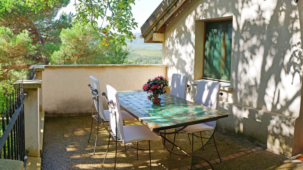 Saint-Laurent-de-Cerdans Cottage | Comfortable family friendly cottage peaceful unspoilt between France & Spain