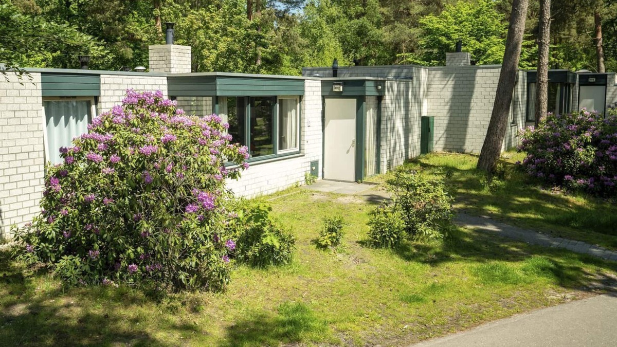 Hapert House | Comfort 8-person bungalow in the holiday park Landal Het Vennenbos