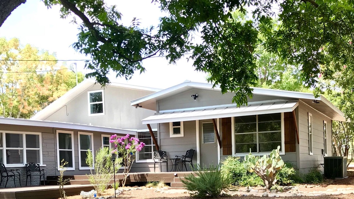 Comfort Cottage | Comfort Acres on the Guadalupe River Ranch (secluded) House and Small Party Barn