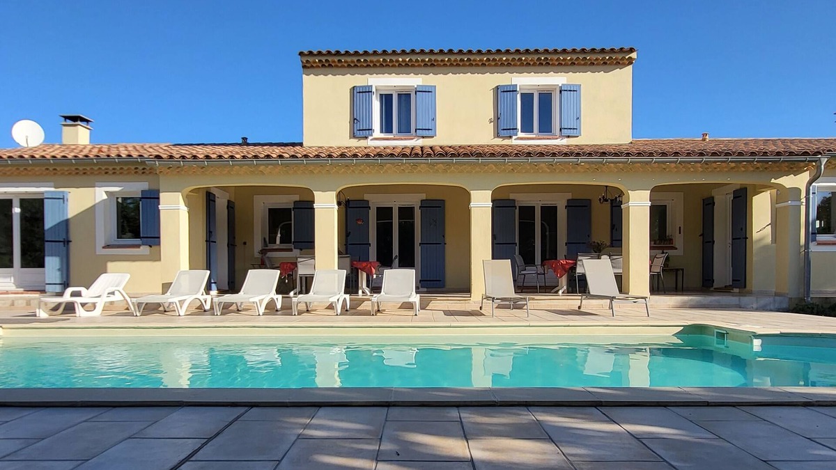 Viens Villa | Comfort and privacy in the Luberon