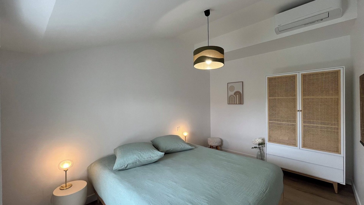 Breuillet House | Comfort & calm by the sea