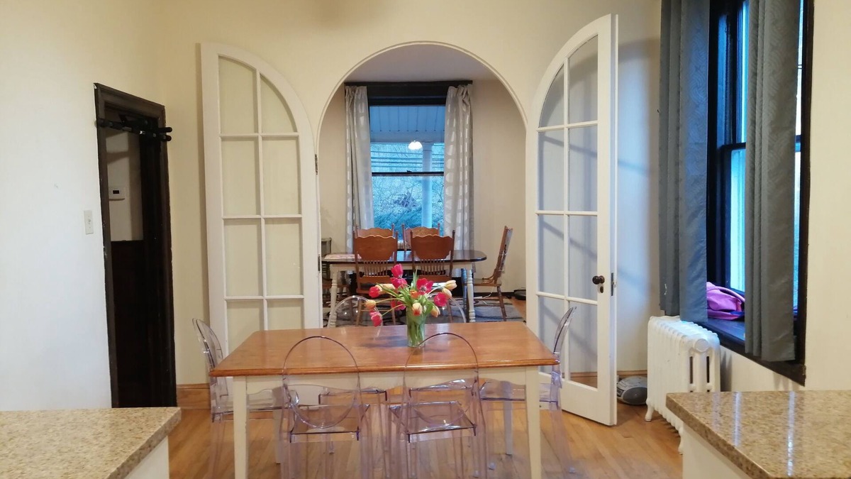 Northwest Philadelphia House | Comfort, Charm and Tradition at once