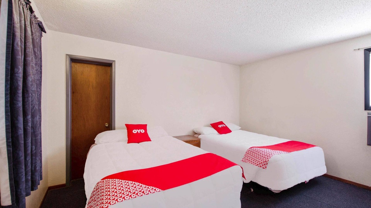 Cheyenne Wells House | Comfort & Convenience! With Free Parking, Pets are Allowed!
