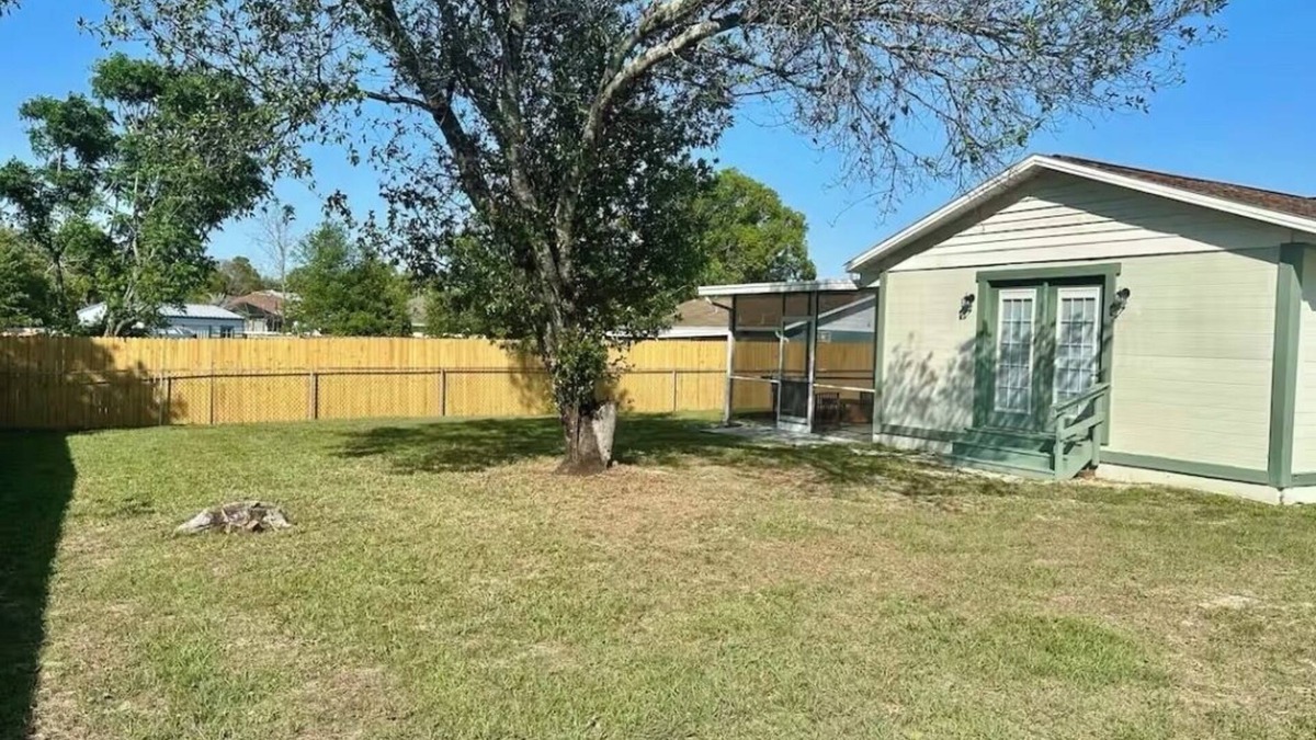 Spring Hill House | Comfort Cove, 3/2, Fully Fenced, Spring Hill, FL