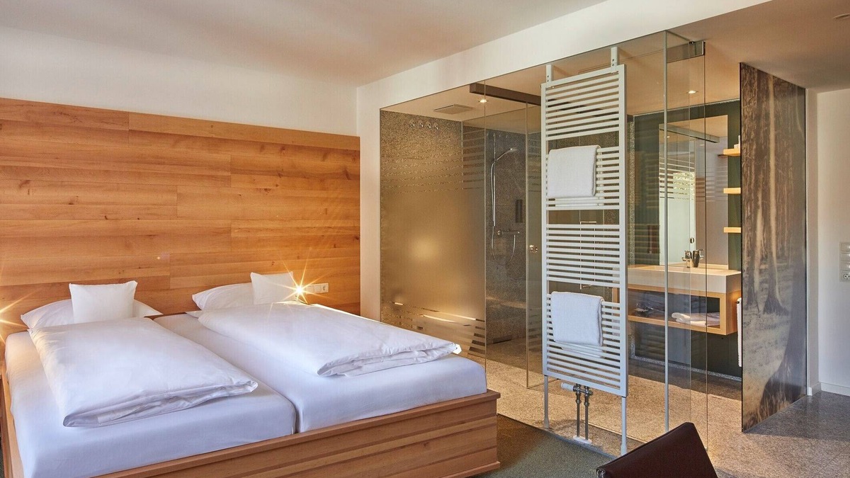Elzach Apartment | Comfort double room, 27 sqm, max. 2 persons