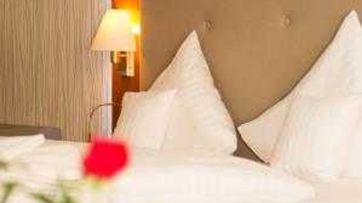 Brochterbeck House | Comfort double room for single use - Teutoburg Forest Hotel GmbH