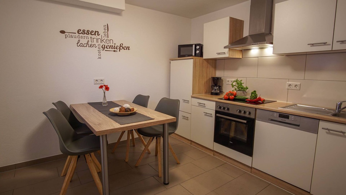 Schwemlingen Apartment | Comfort holiday apartment with garden, terrace and barbecue near the Saarschleife