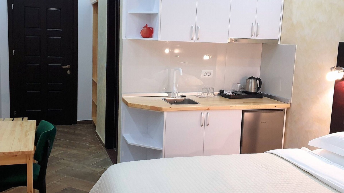Mbrostar-Urë Hotel | Comfort Hotel