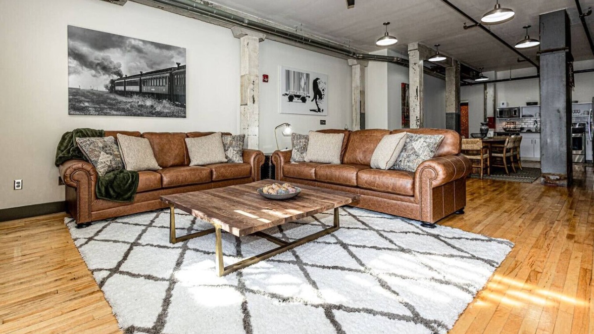 Old City Condo | Comfort in Heart of Old City ~ Spacious & Walkable