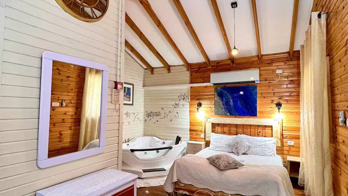 Mishmar HaYarden Apartment | Comfort in the center of Upper Galilee, Pets are welcome, with green, spacious.