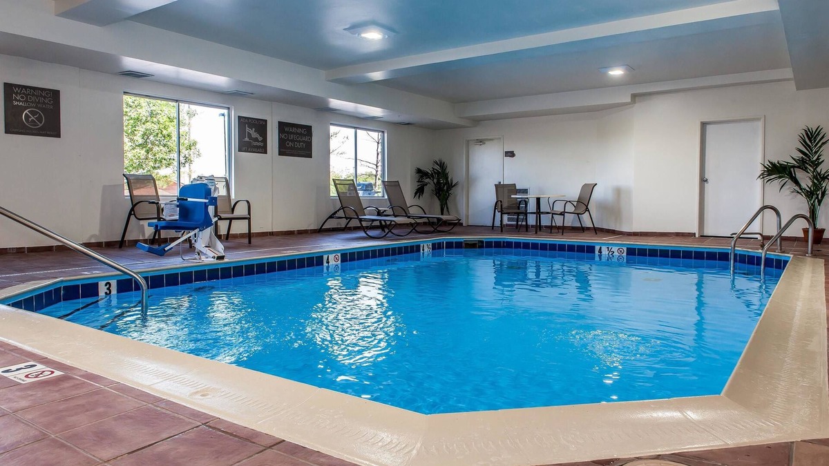 Mount Sterling Hotel | Comfort Inn and Suites
