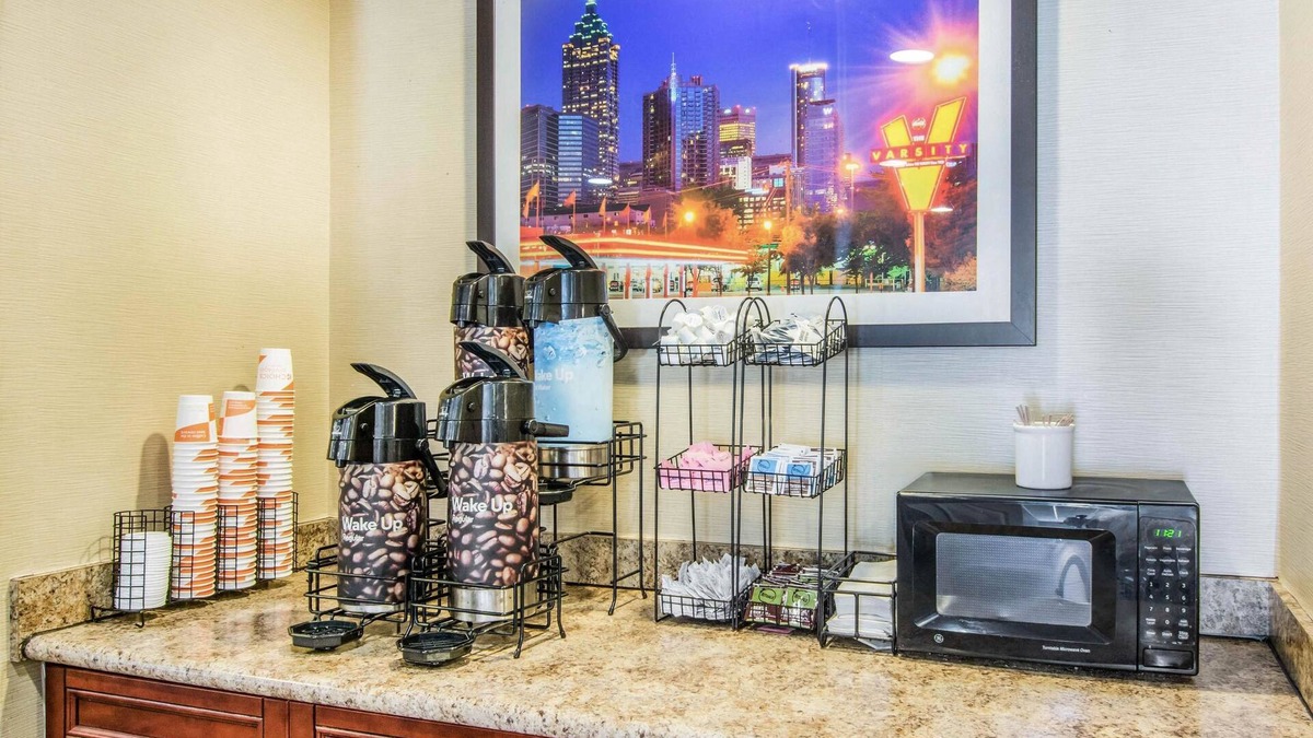 Summerhill Hotel | Comfort Inn Atlanta Downtown South