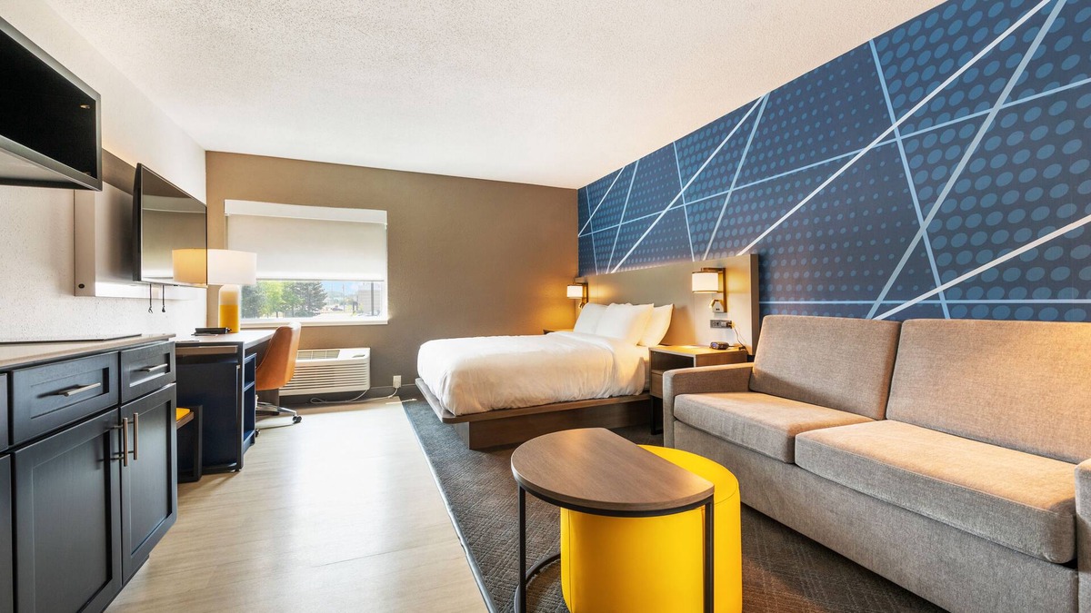 Mayfield Heights Hotel | Comfort Inn Mayfield Heights Cleveland East