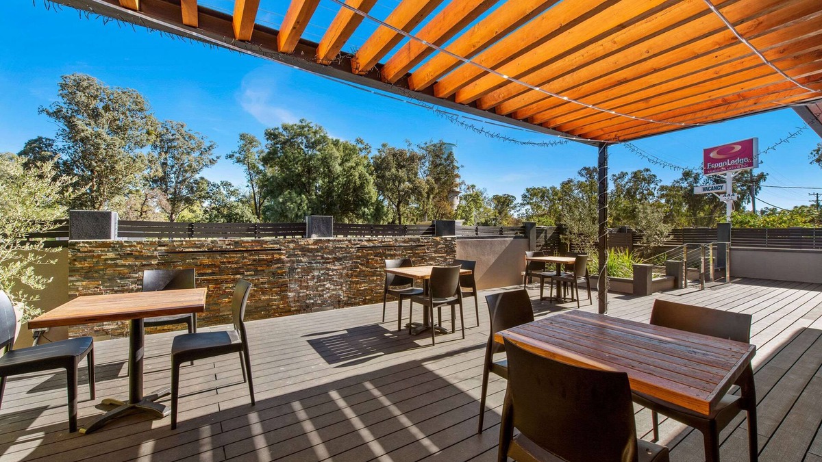 Moree Hotel | Comfort Inn Moree (formerly Econo Lodge Moree)