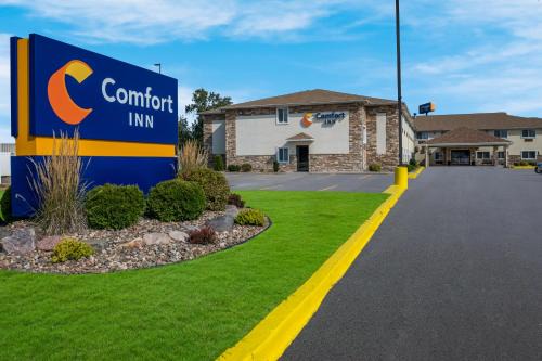 Onalaska Hotel | Comfort Inn Onalaska - La Crosse Area