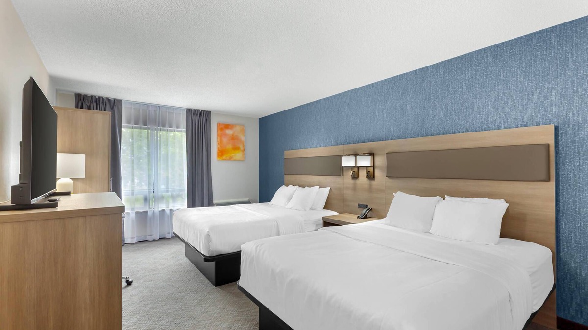 York - Haig Hotel | Comfort Inn St. Catharines