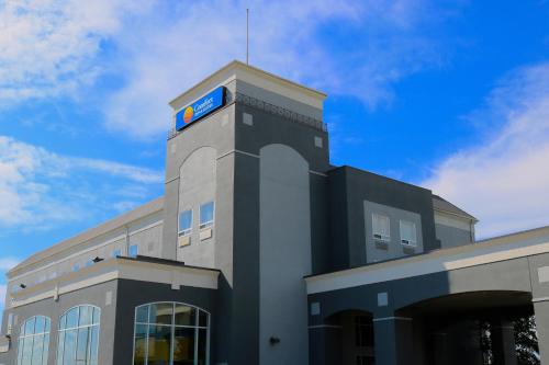 Calgary Hotel | Comfort Inn & Suites Airport South