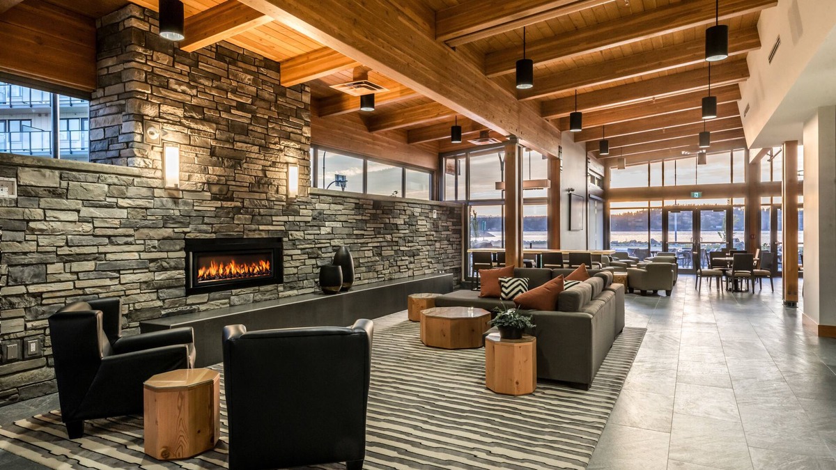 Campbell River Hotel | Comfort Inn & Suites