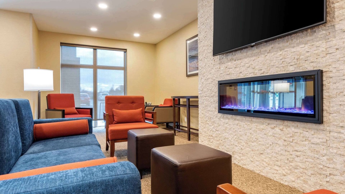 Goderich Hotel | Comfort Inn & Suites
