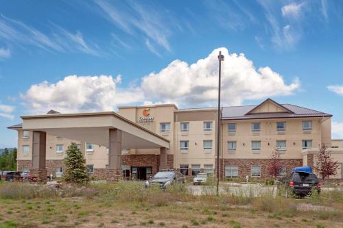 Valemount Hotel | Comfort Inn & Suites