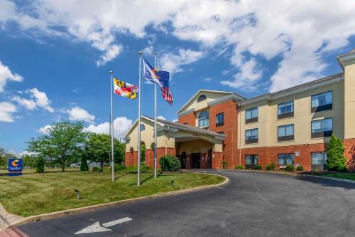 Chestertown Hotel | Comfort Inn & Suites Chestertown