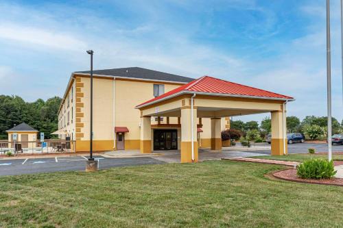 Mocksville Hotel | Comfort Inn & Suites Mocksville I-40